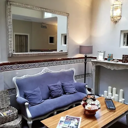 Le Petit Paris 2* Séville