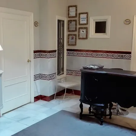 Le Petit Paris Gasthuis