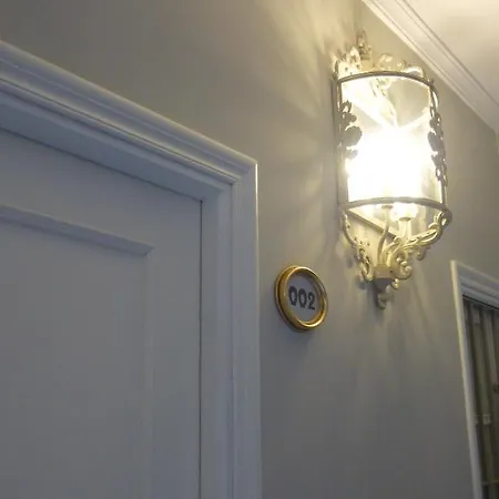 Le Petit Paris Gasthuis Sevilla