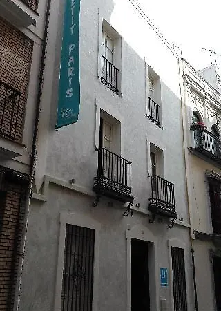 Le Petit Paris Casa de hóspedes