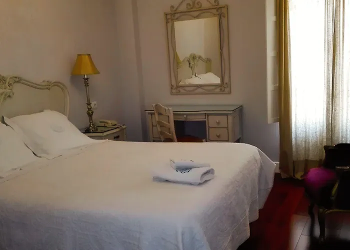 Le Petit Paris Πανσιόν